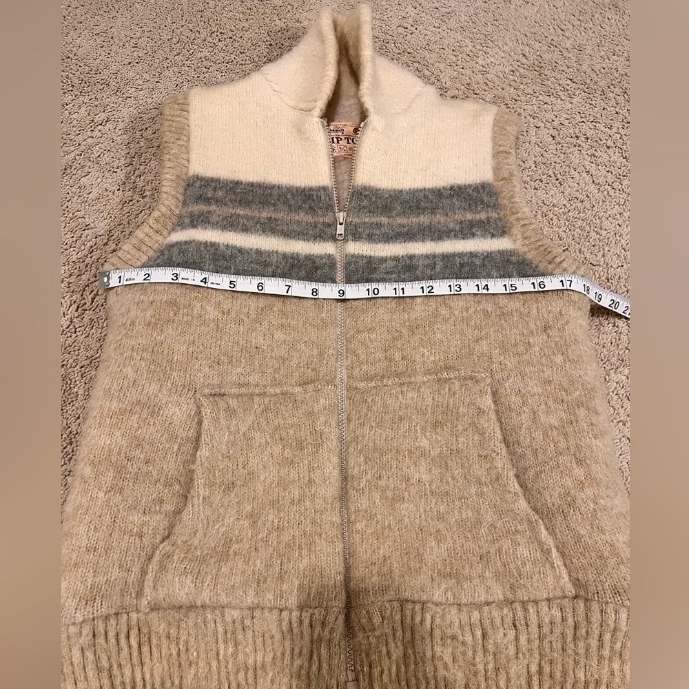 Vintage Amazing 100% Wool Sweater Vest From Caldwell For TipTop Sz S Zip front - Picture 11 of 13